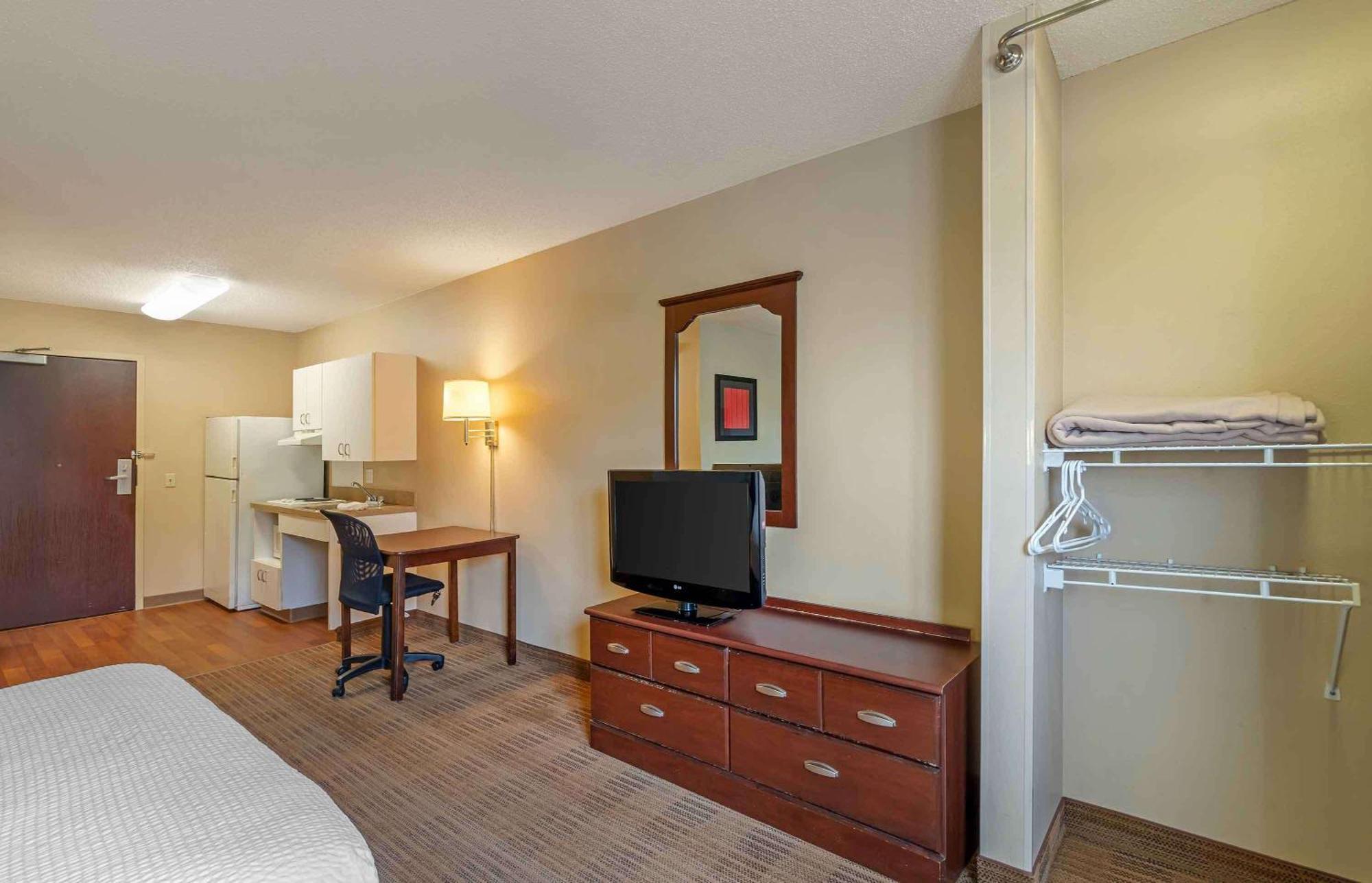 Extended Stay America Suites - Chicago - Woodfield Mall Schaumburg Exteriör bild