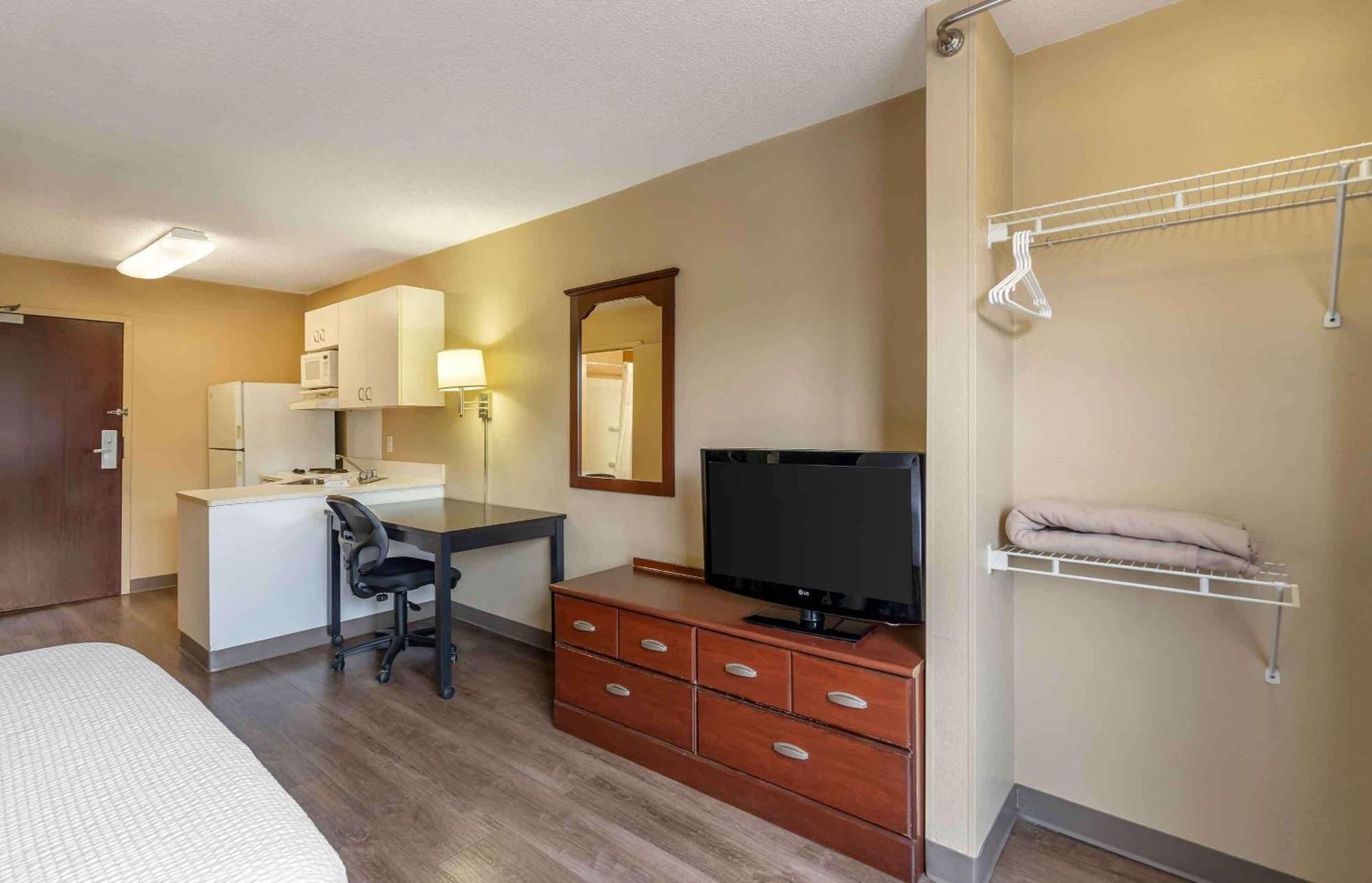 Extended Stay America Suites - Chicago - Woodfield Mall Schaumburg Exteriör bild